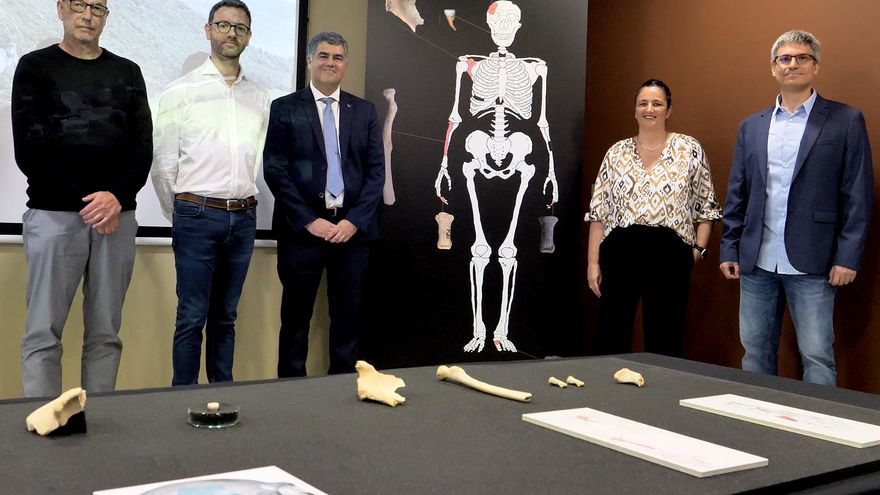 Identifican restos de una neandertal de hace más de 150.000 años en una cueva de Karrantza (Bizkaia)