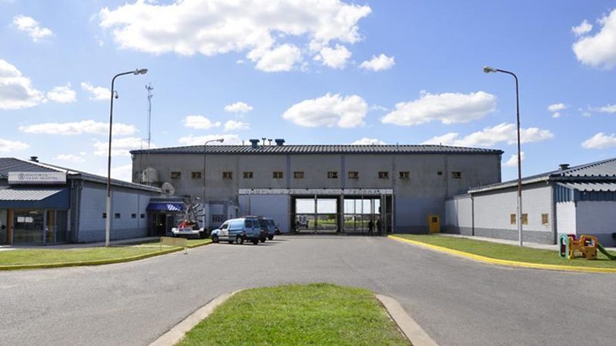 La Policía Federal allana penales por narcos que siguen operando desde adentro