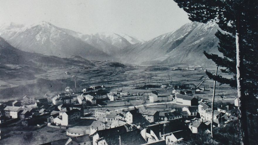 Cómo se construye un pueblo: Villablino en la primera mitad del siglo XX