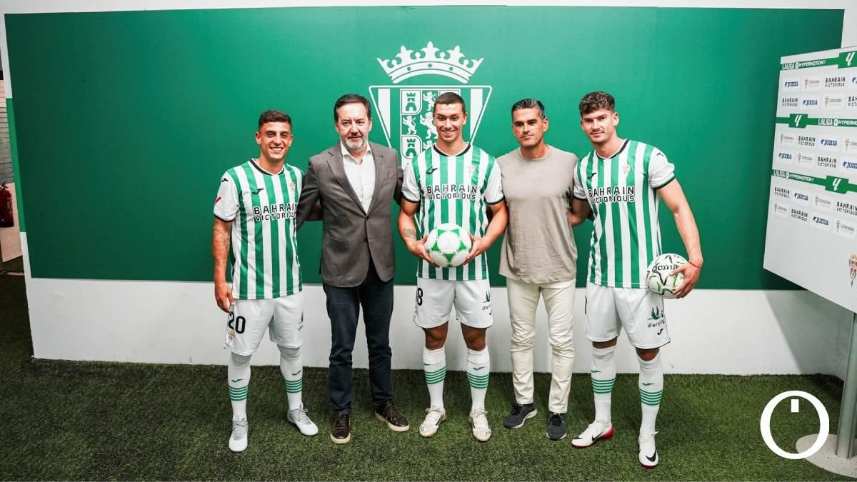 Presentación de Alcedo, Adri Fuentes y Mariano Carmona