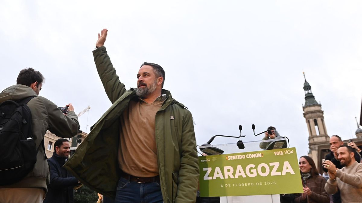 Santiago Abascal en el acto de fin de campaña en Zaragoza