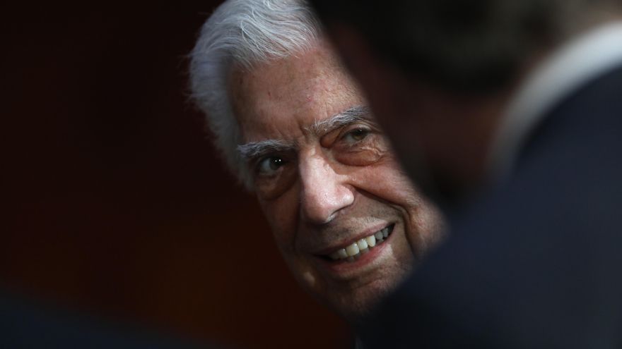 Vargas Llosa utilizó una empresa offshore para canalizar sus derechos de autor y la venta de sus propiedades
