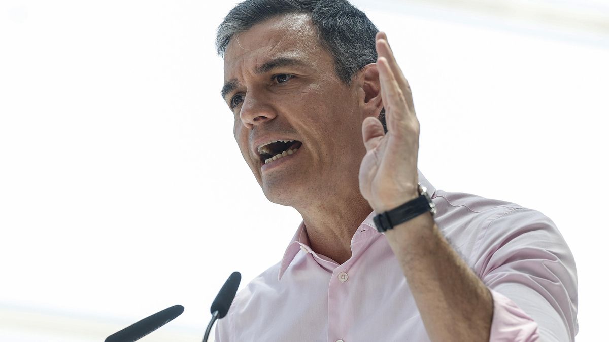 El secretario general del PSOE y presidente del Gobierno, Pedro Sánchez, interviene en un mitin del PSPV-PSOE, en la Ciudad de las Artes y las Ciencias, a 20 de mayo de 2023, en Valencia, Comunidad de Valencia (España).