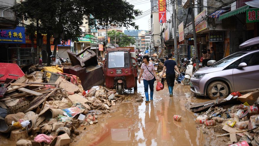 Inundaciones en centro y sur de China dejan al menos 3 muertos y más de 300.000 afectados
