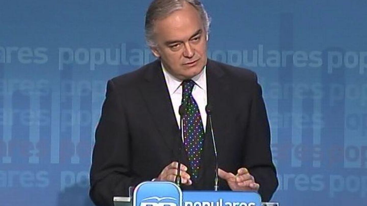 El PP dice, tras datos del CIS, que "buena parte de la desafección" por la política desaparecerá cuando acabe la crisis