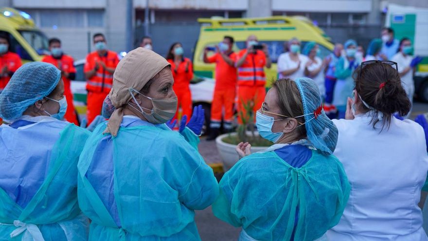 Una plataforma sanitaria rechaza el último acuerdo entre sindicatos y Junta de Andalucía por generar una "discriminación" entre profesionales