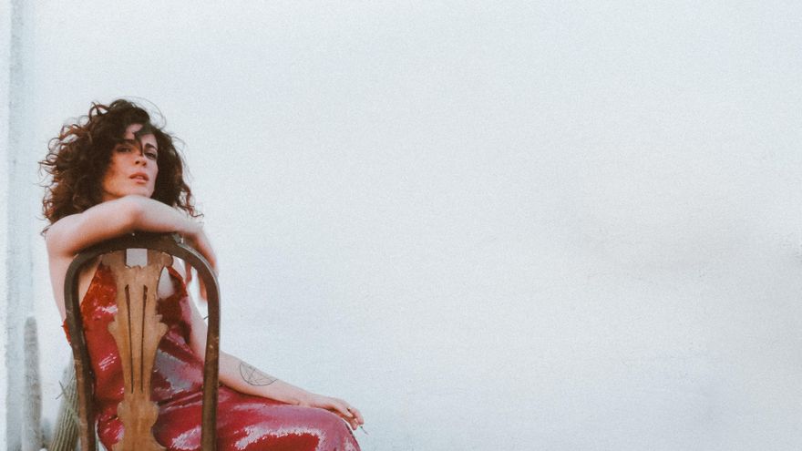 Quién eres: el seductor debut de Luisa Arenas