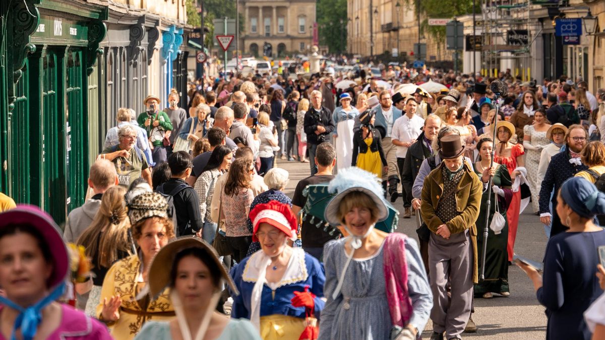 Personas vestidas de época que atienden el Jane Austen Festival en imagen de anteriores ediciones.