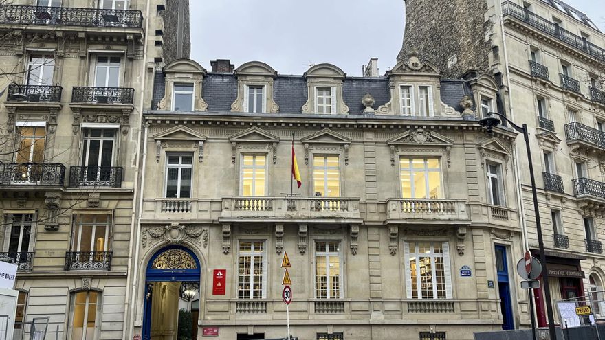 El Instituto Cervantes asumirá la decisión del Gobierno sobre la devolución al PNV del edificio incautado por el franquismo donde tiene su sede en París