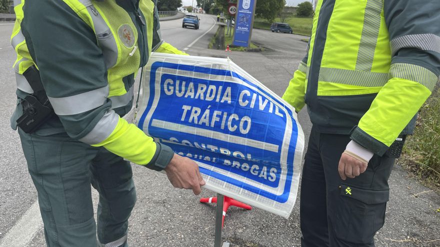 Agentes recurrirán la orden de no multar el consumo de drogas dentro de vehículos