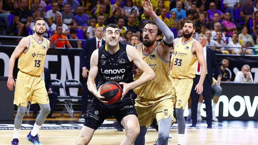 El Lenovo Tenerife roza el triunfo ante el Barça