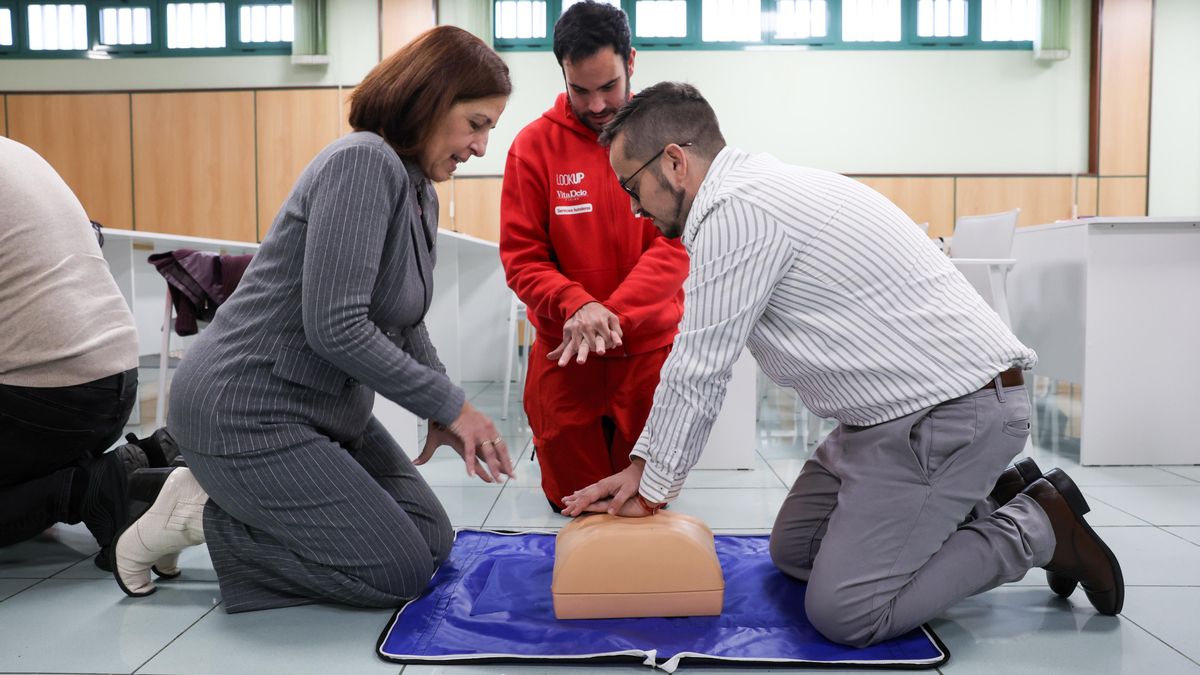 Curso de primeros auxilios en HiperDino.