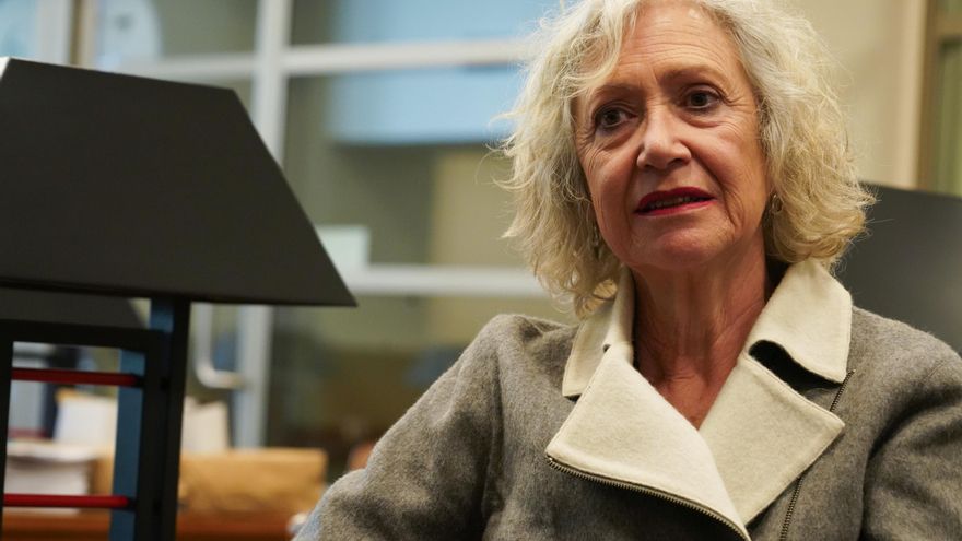 Presidenta de hispanistas exige no tratar al español como "lengua de segunda"