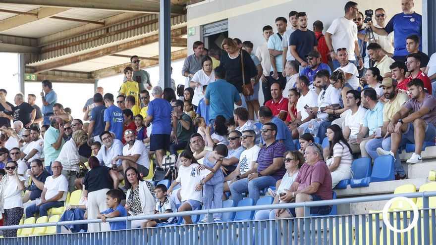 El Atlético Palma del Río duplicará ampliamente el aforo de su estadio para la visita del Real Betis