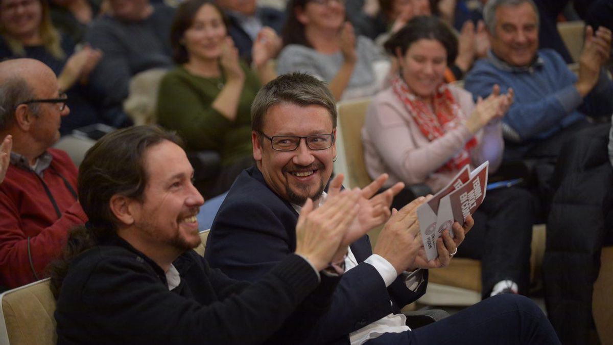Pablo Iglesias y Xavier Domènech, en un mitin de Tarragona en la campaña de las últimas catalanas.