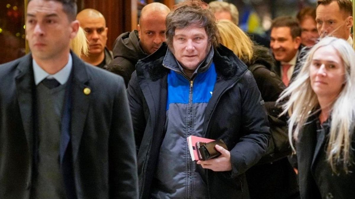 Javier Milei en su llegada a Oslo.