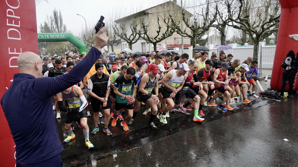 El berciano Alejandro Martínez y la leonesa Mónica Gutiérrez ganan la Media Maratón de León