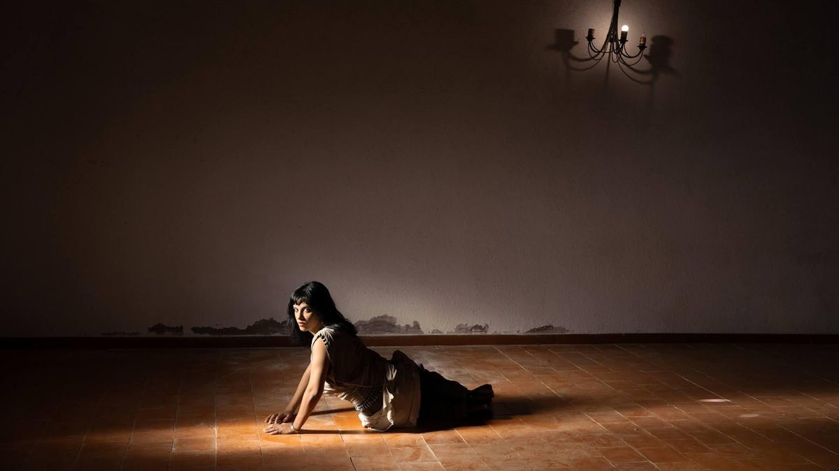 Cristina Len, cantante y compositora: “Soy una niña de ciudad que vuelve al pueblo”