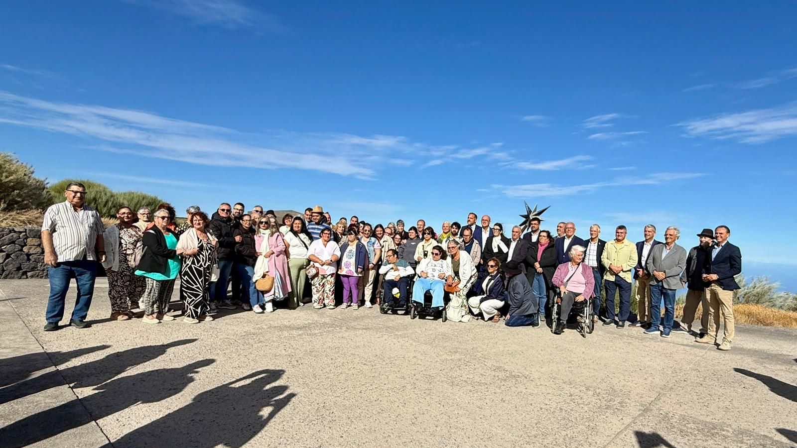 El Cabildo rinde homenaje a Ana Castañeda con una escultura en el Centro de Visitantes del Roque de los Muchachos.