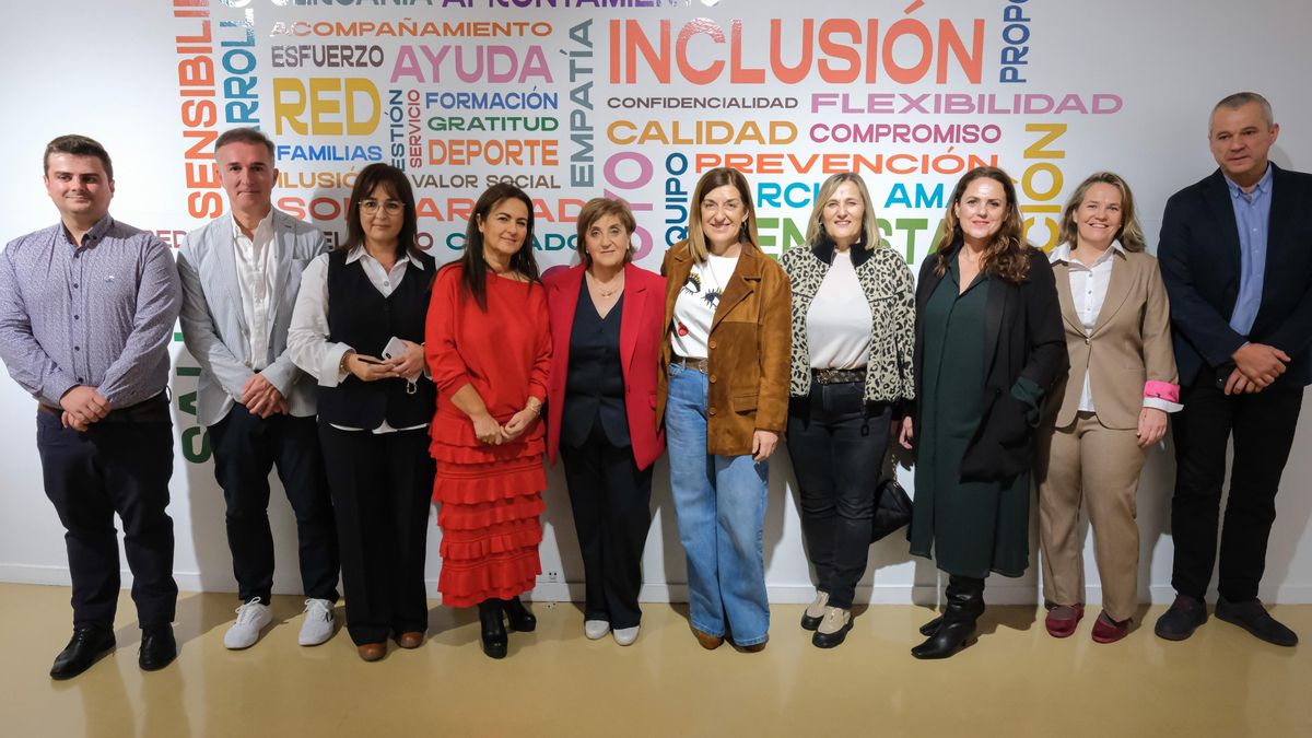Inauguración de la exposición de AMAT en Torrelavega