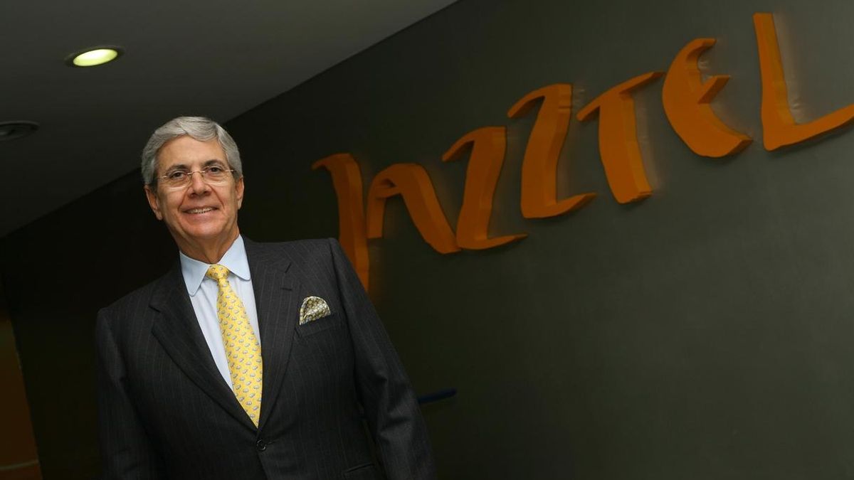 El presidente de Jazztel asegura que Pablo Iglesias suena "exactamente igual" que Fidel Castro en 1959. Europa Press