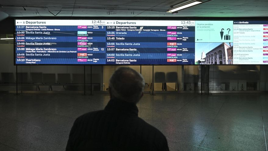 Adif vuelve a limitar la velocidad a 160 km/h en un tramo entre Madrid y Zaragoza y en tres entre la capital y Valencia