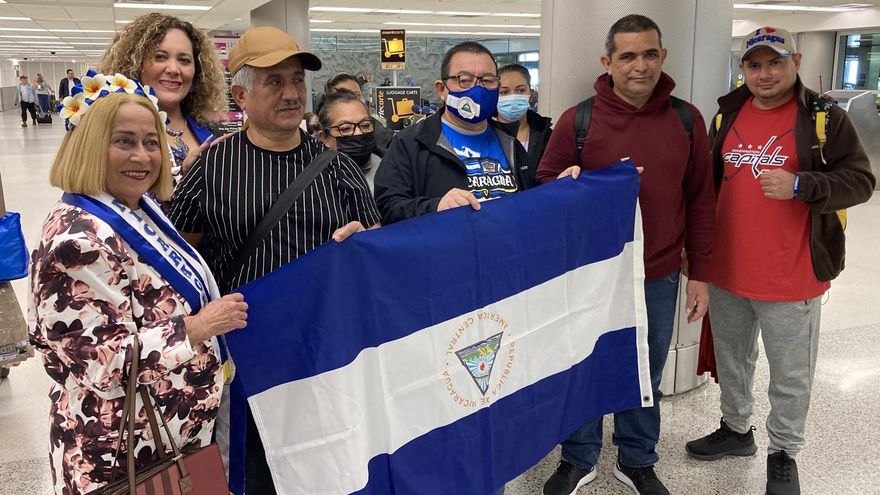 Intelectuales latinoamericanos expresan solidaridad con los presos políticos expulsados de Nicaragua