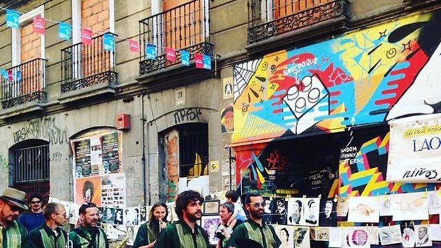 Fiestas de la calle Pez 2016 - pasacalles