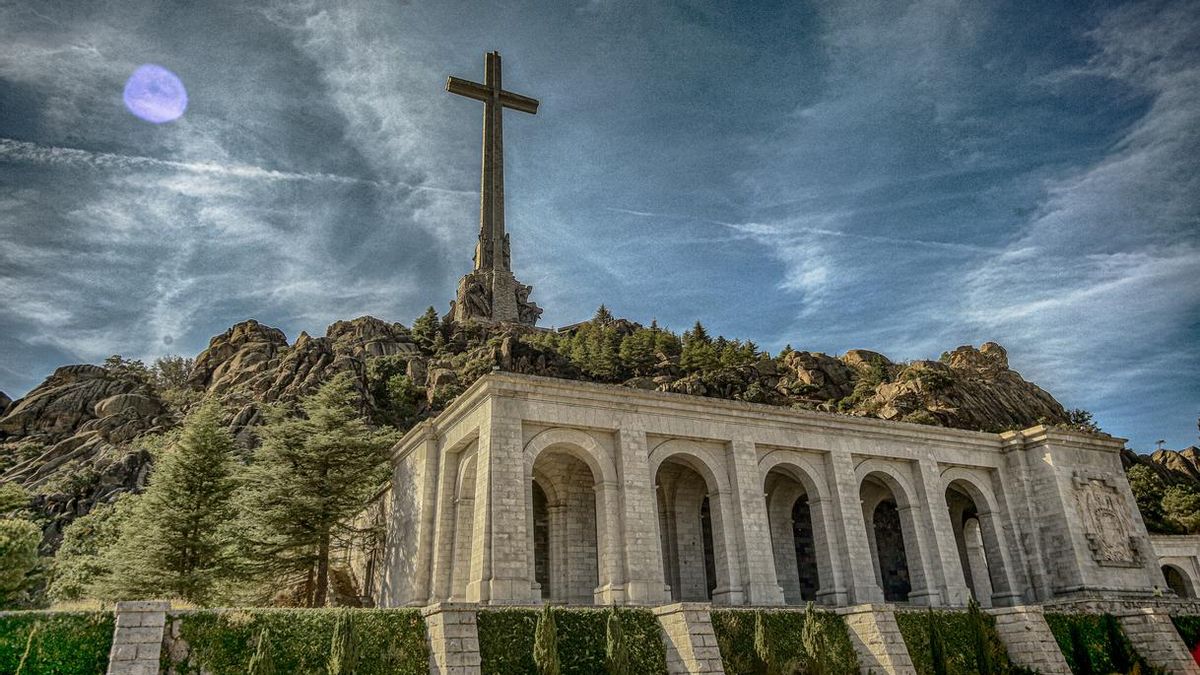 El Gobierno baraja exhumar a Franco el 21 o 22 de octubre