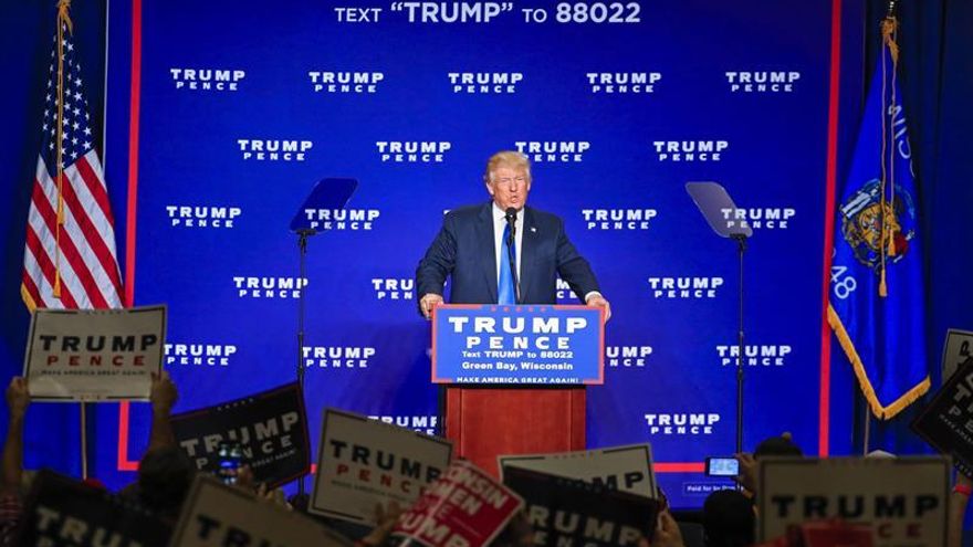 Trump afirma que EE.UU. pagará por el muro fronterizo y México lo reembolsará