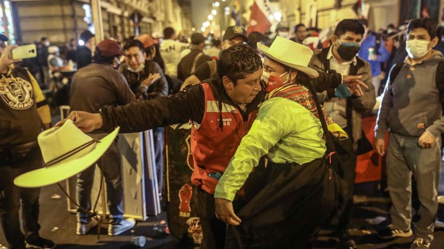 Qué está pasando en Perú y por qué continúa la incertidumbre tras las elecciones