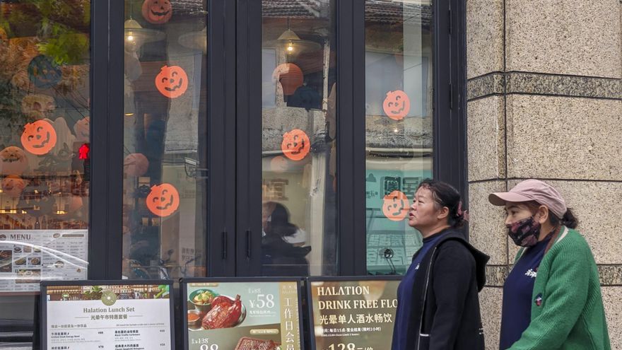 Shanghái 'recupera' Halloween, pero solo de puertas para adentro