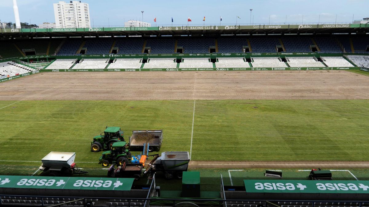 Trabajos de mejora del césped de los Campos de Sport