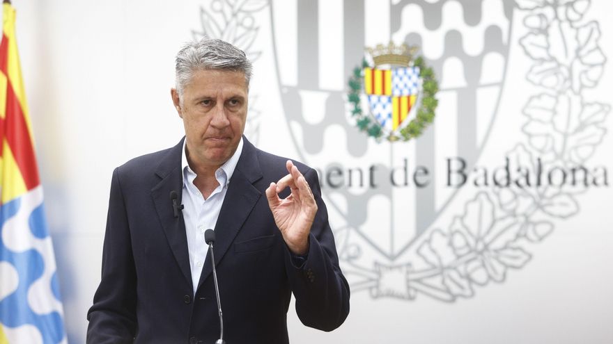 Salud advierte a Xavier García Albiol del riesgo de desalojar un edificio ocupado en el que se ha detectado tuberculosis