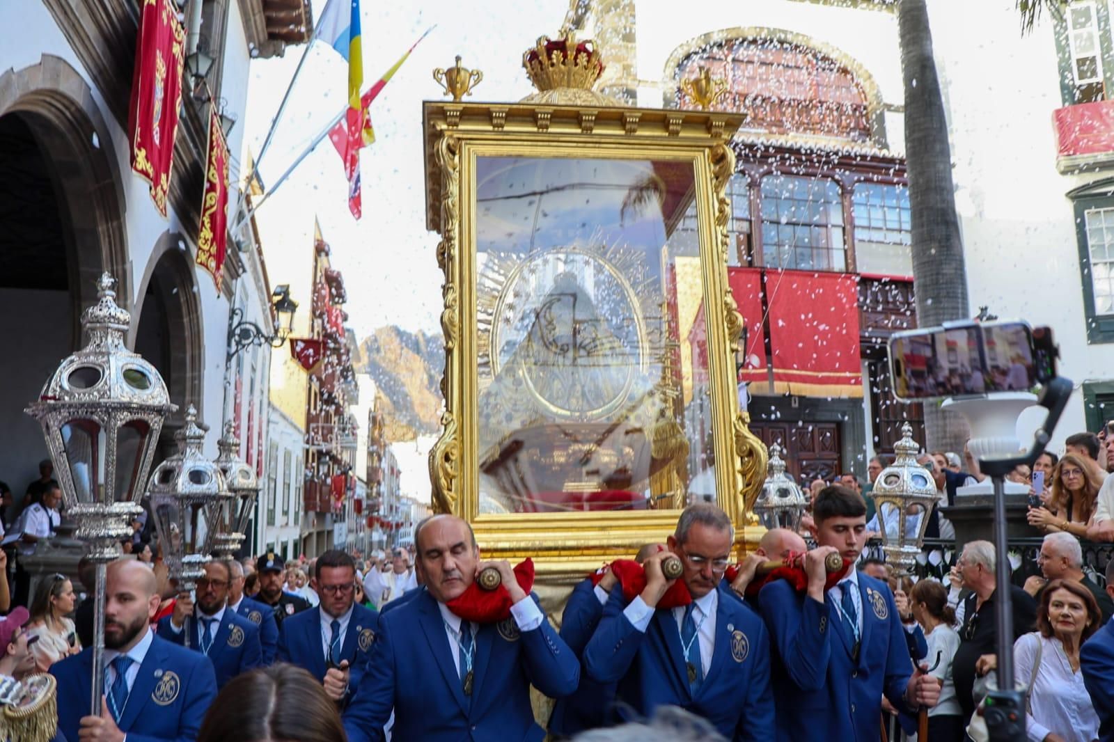 Procesión de regreso de la Virgen de las Nieves al Real Santuario. JOSÉ AYUT