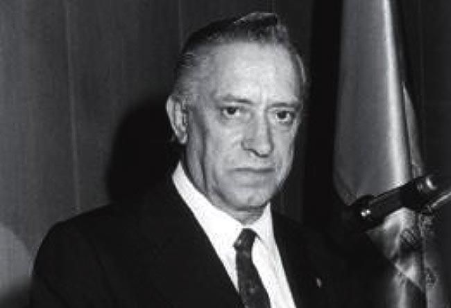 Una imagen de Máximo Cayón Waldaliso.