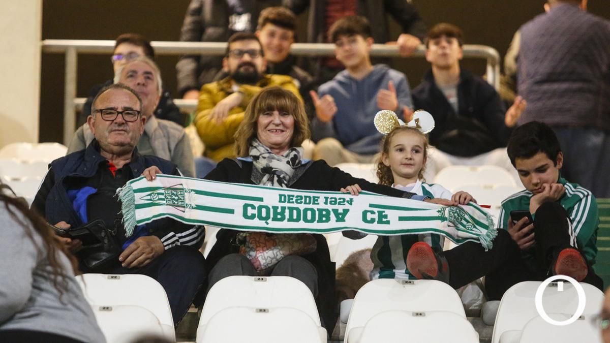 Grada Blanquiverde del Córdoba CF - Real Murcia