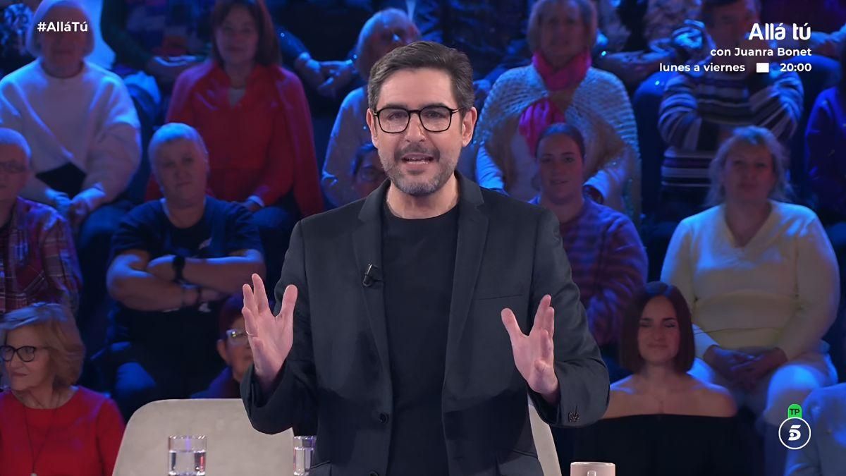Juanra Bonet, en el regreso de 'Allá tú' a Telecinco