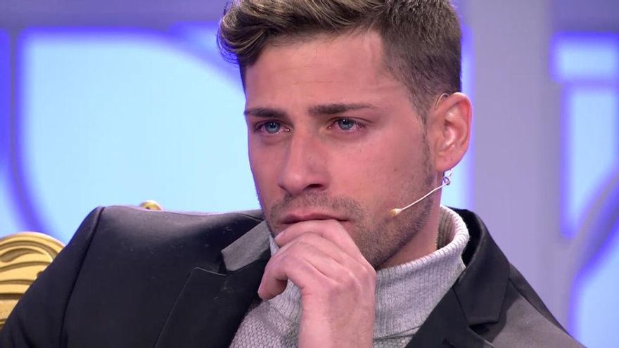 Albert se emociona en plató