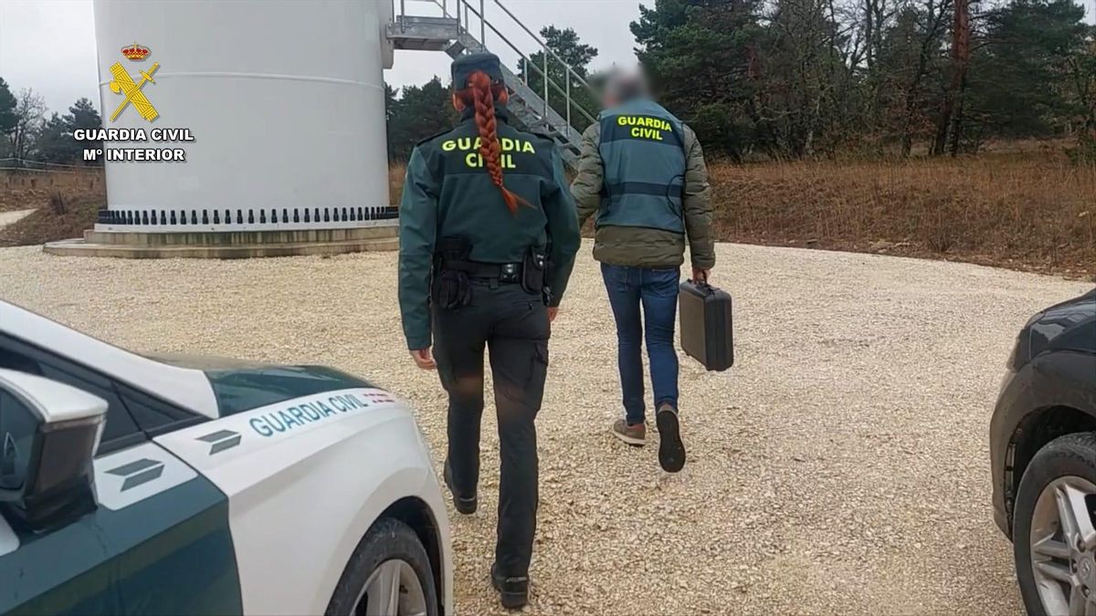 Detienen en Madrid a los amigos del joven que se electrocutó en un aerogenerador de Burgos por un reto