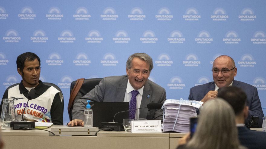 Un Congreso vallado y fuertes limitaciones para participar: así arrancó la primera audiencia por la ley de Glaciares