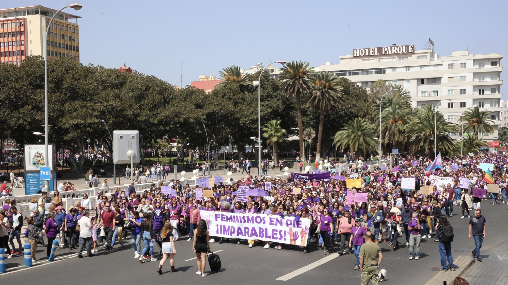Manifestación feminista del 8M en Las Palmas de Gran Canaria. (ALEJANDRO RAMOS)