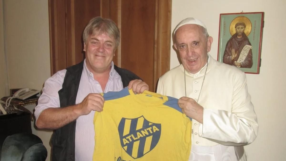 Gustavo Vera junto al Papa Francisco