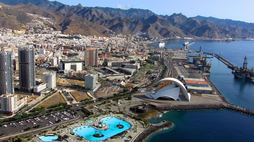 Canarias gana 24.347 habitantes en 2023 y solo uno de los municipios más poblados pierde residentes