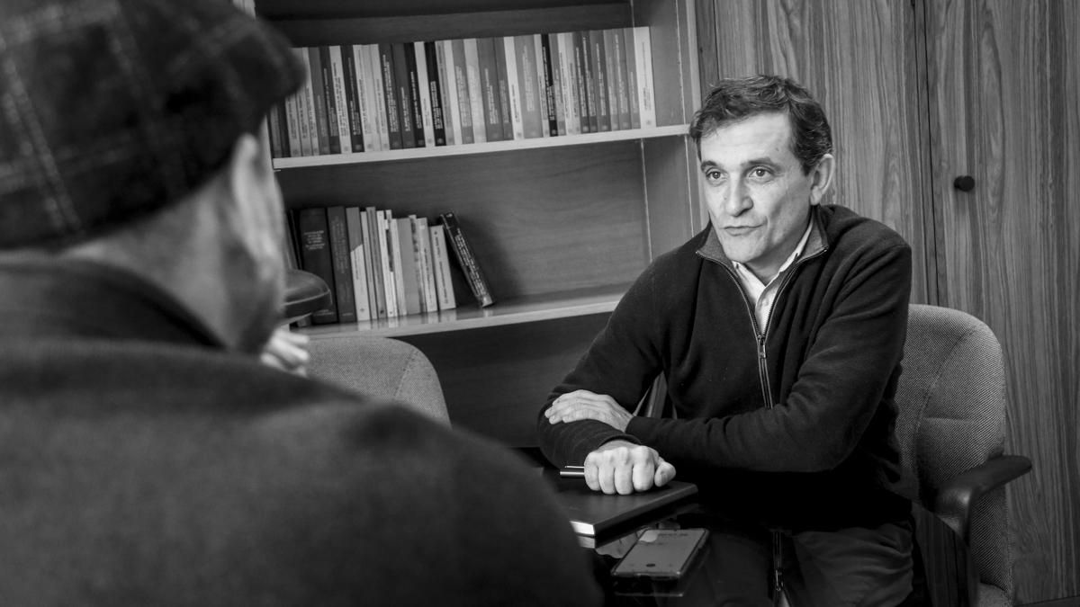 Entrevista N&B a Juan Escribano, portavoz de ‘Mejor sin armas'